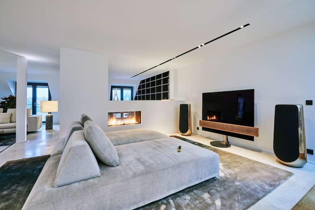 Luxurious 2 Bedroom Penthouse Apartment Copenhagen