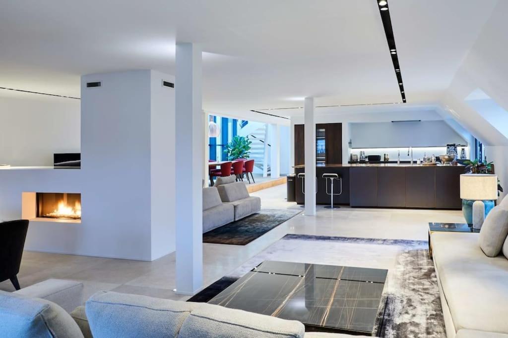 Luxurious 2 Bedroom Penthouse Apartment Copenhagen